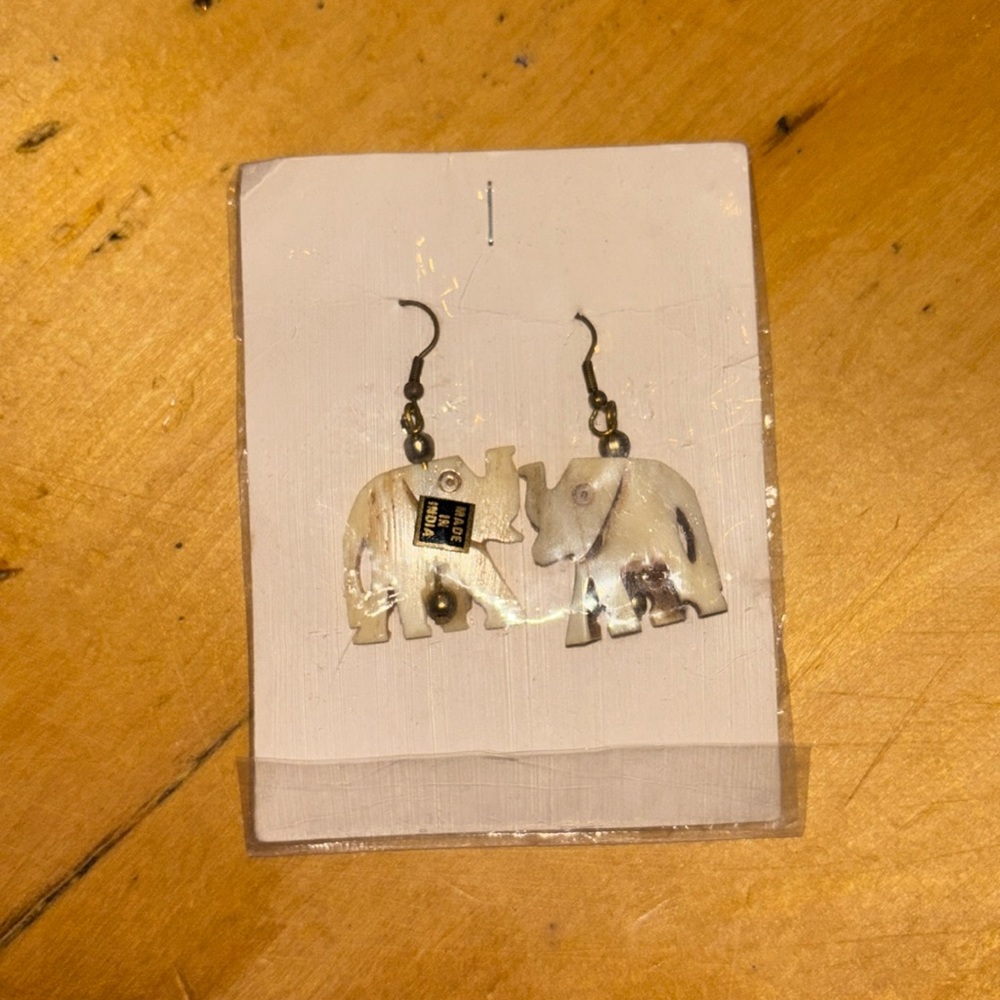 White elephant ivory wooden style dangle woman’s earrings -brand new!